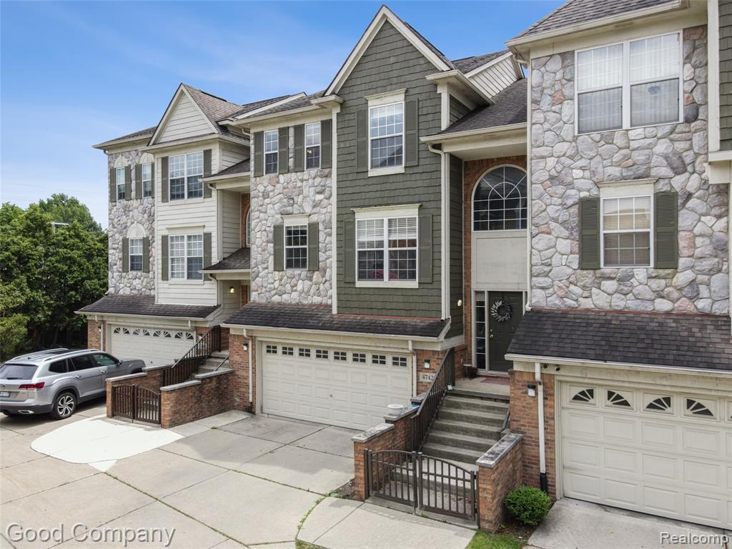 4742 Maddie Lane, Dearborn, MI 48126 — front exterior