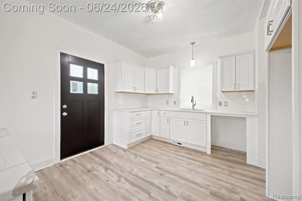 2552 N La Salle Gardens, Detroit, MI 48206 — Photo 11