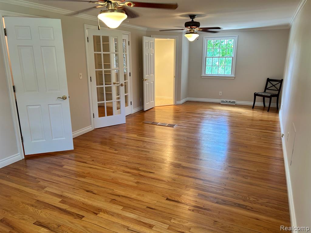 5352 W Doherty Drive, West Bloomfield, MI 48323 — Photo 4