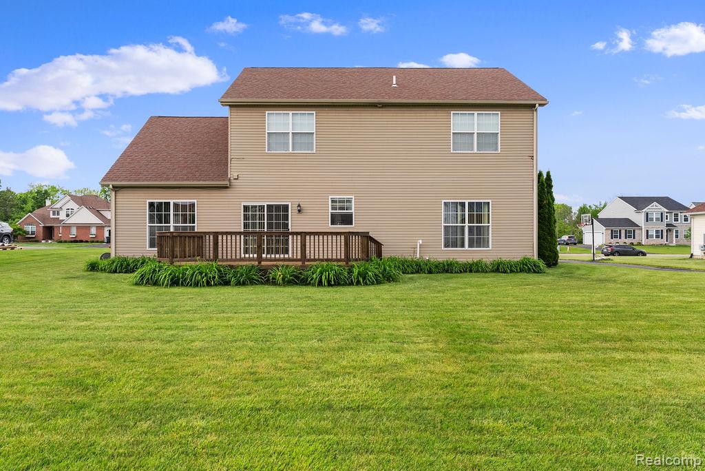 7190 Westminster Circle, Grand Blanc, MI 48439 — Photo 40