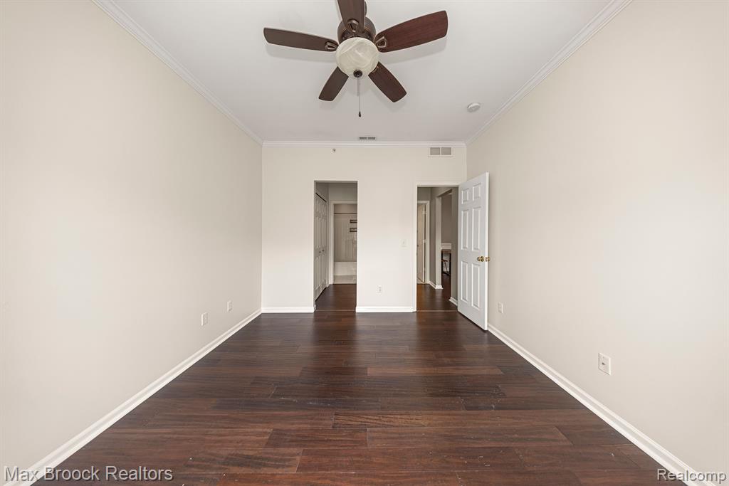 6104 ADDINGTON Drive, Commerce Twp, MI 48390 — Photo 20