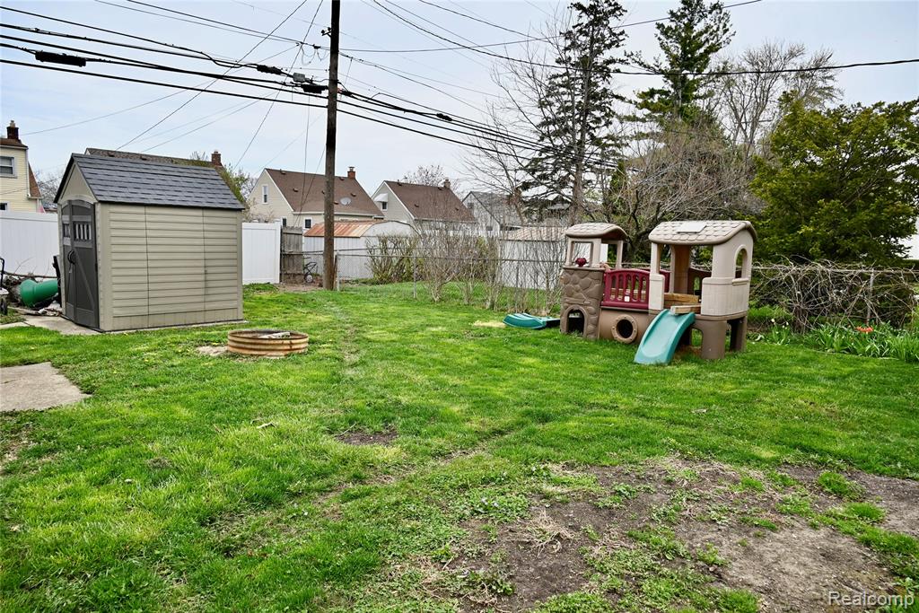 958 Ford Boulevard, Lincoln Park, MI 48146 — Photo 22