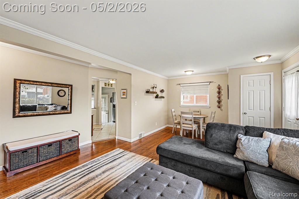 32533 Cambridge Street, Garden City, MI — Photo 5