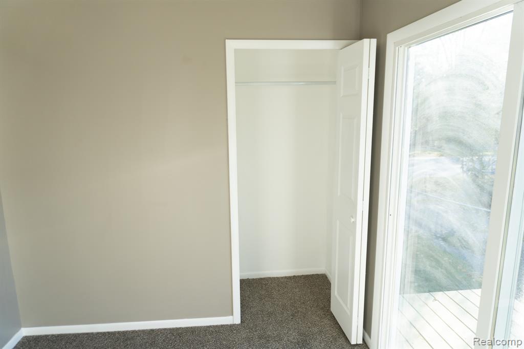 4418 Brunswick Avenue, Flint, MI 48507 — Photo 13