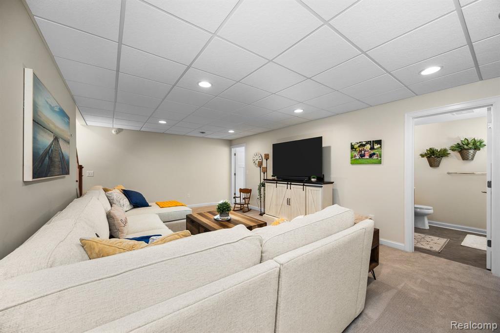 5310 FALCON Way, Midland, MI 48642 — Photo 37