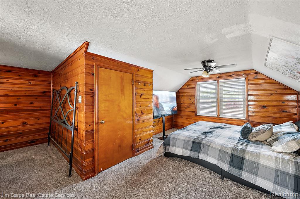 2371 Allard Avenue, Grosse Pointe Woods, MI 48236 — Photo 23