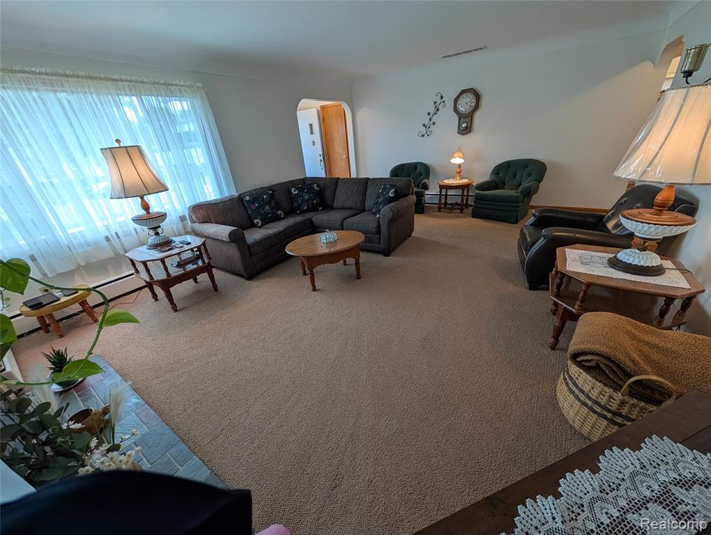 411 Cleveland Street, Bad Axe, MI 48413 — Photo 15
