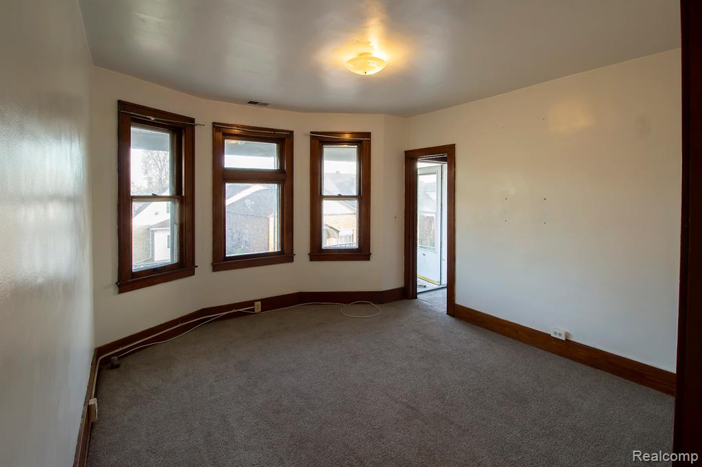 3273 Yemans Street, Hamtramck, MI 48212 — Photo 25