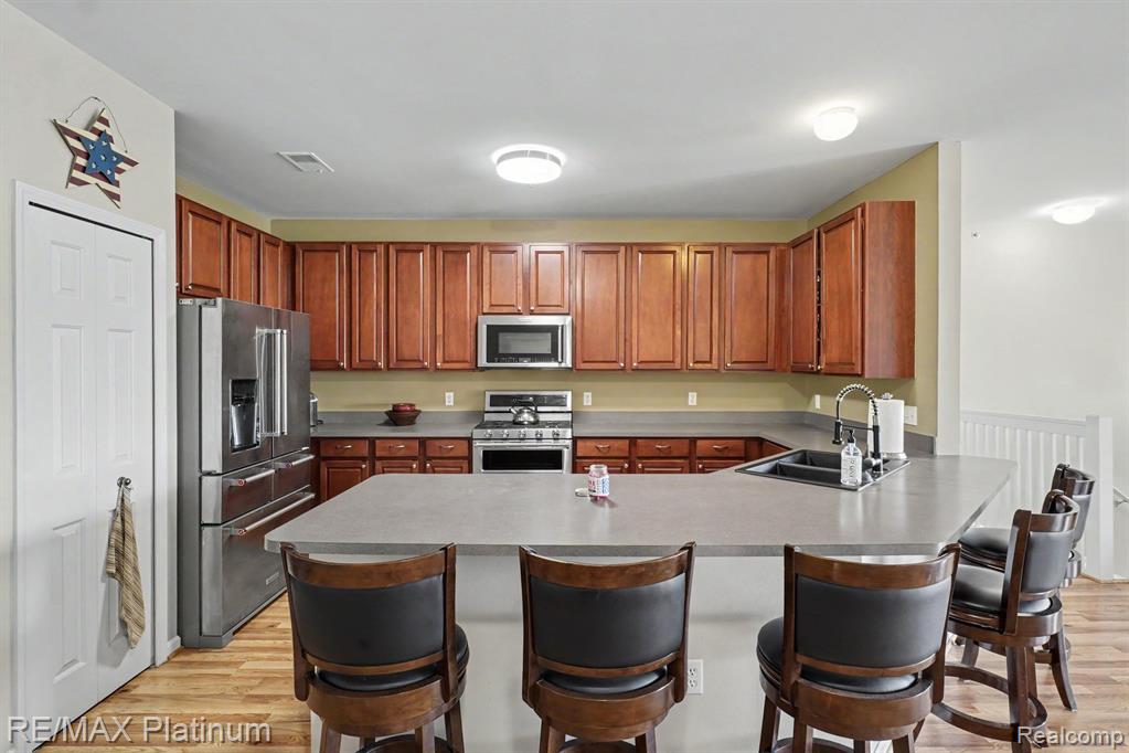 10217 CROSSVIEW TRAIL, Howell, MI 48855 — Photo 12