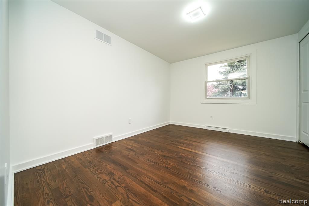 4156 McCandlish Road, Grand Blanc, MI 48439 — Photo 43