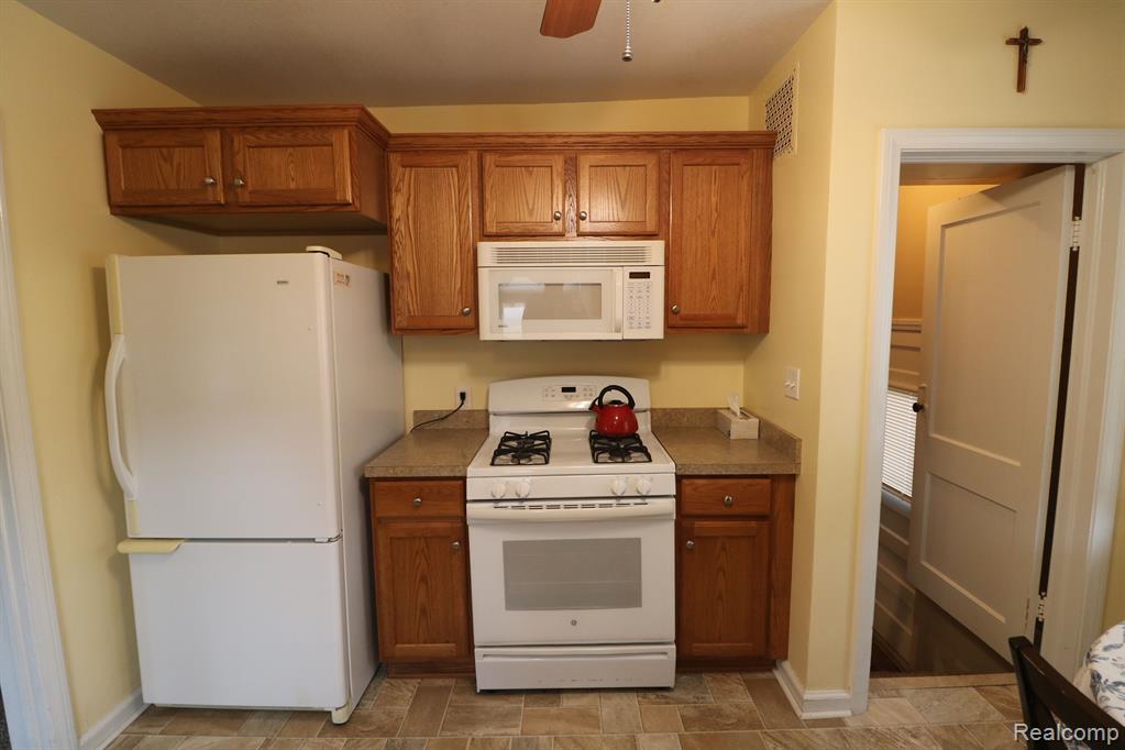 4226 BANKER Street, North Branch, MI 48461 — Photo 10