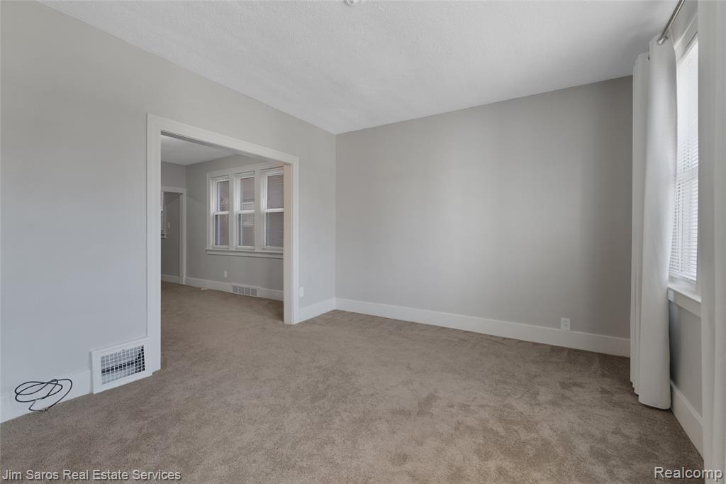 926-928 NOTTINGHAM, Grosse Pointe Park, MI 48230 — Photo 14