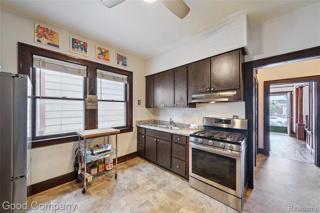 8792 Chamberlain Street, Detroit, MI 48209 — Photo 6