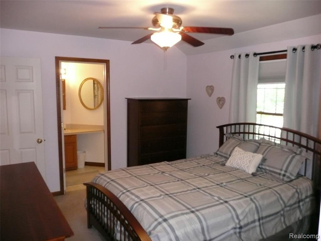 2388 Ava, Howell, MI 48843 — Photo 21