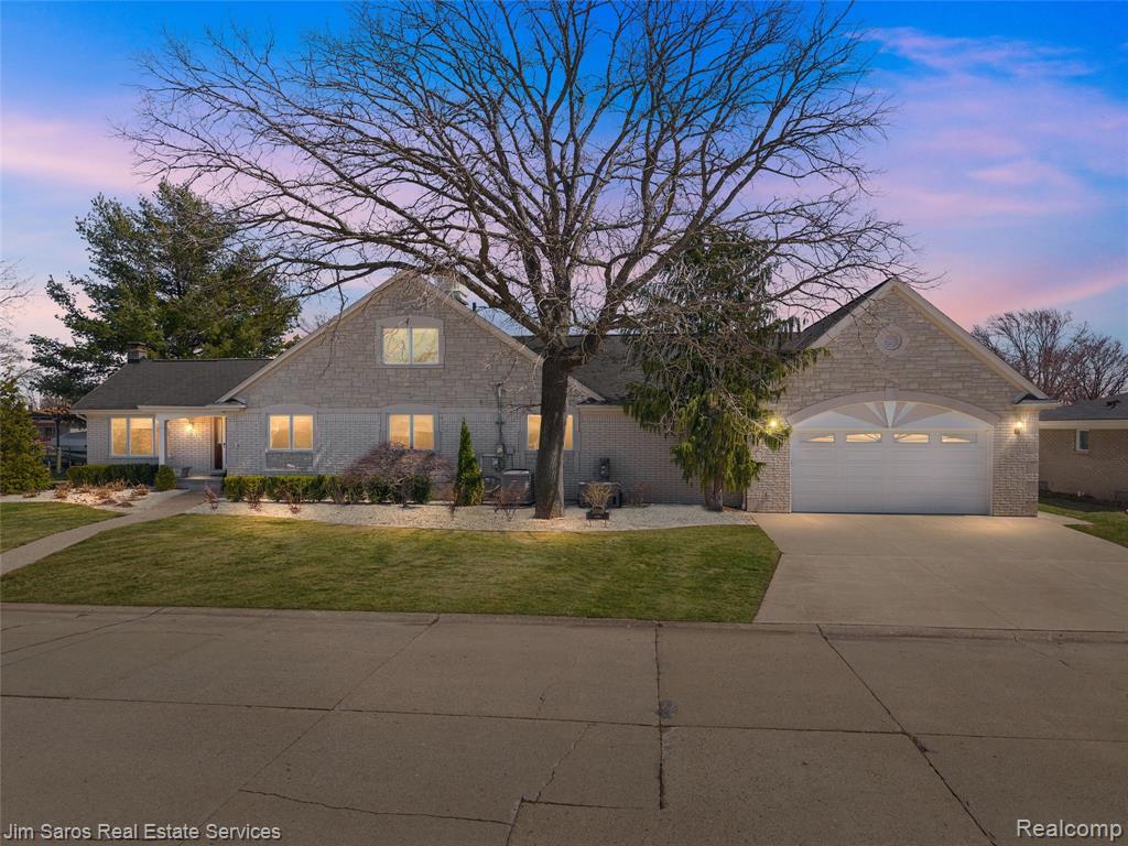 38008 Seaway Court, Harrison Township, MI — Photo 40