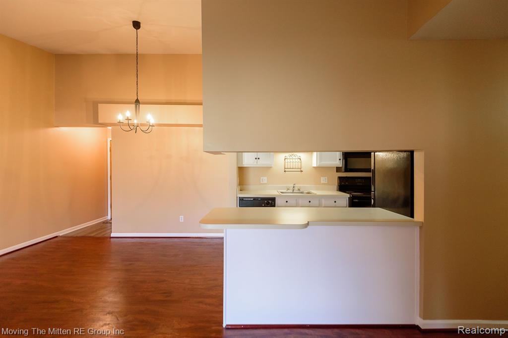 9635 WILDFLOWER Court, Van Buren, MI 48111 — Photo 14