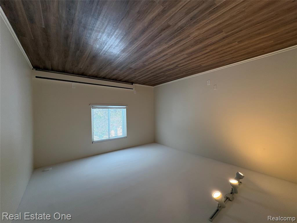 810 Plate Street, Rochester, MI 48307 — Photo 10