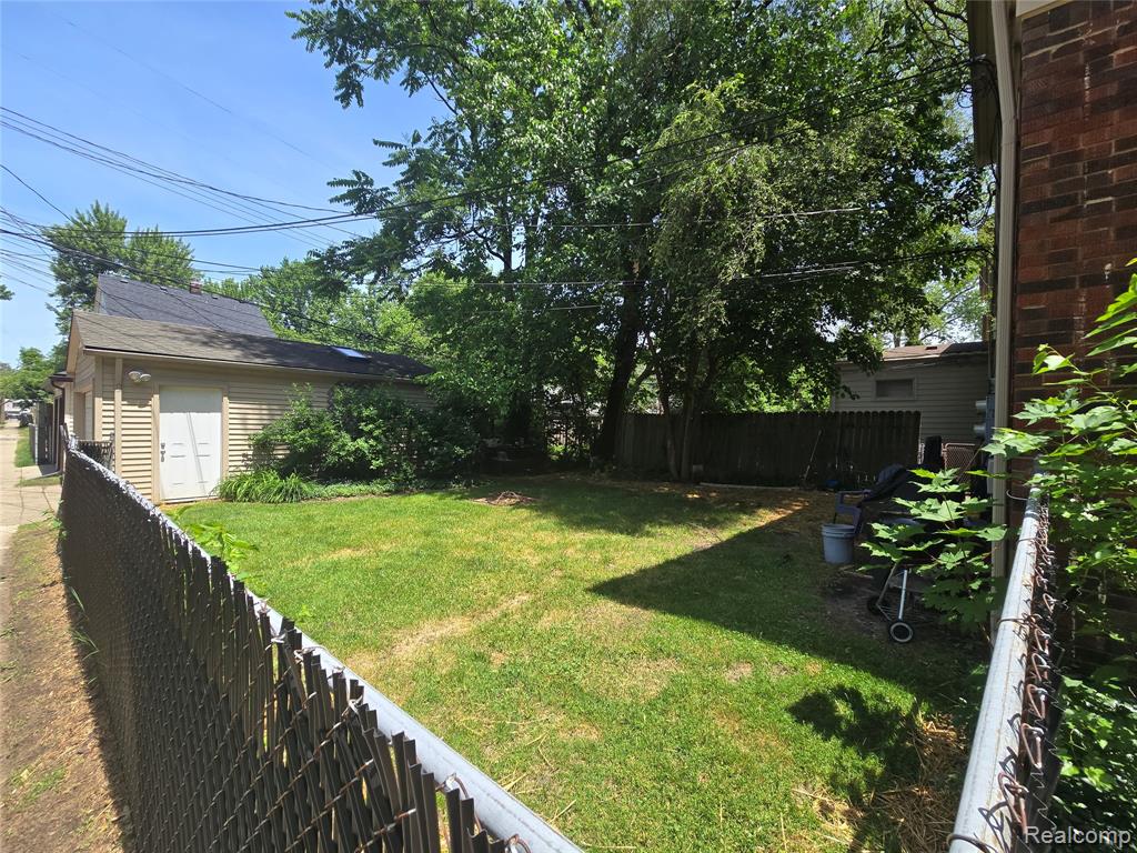 903 E 3rd Street E, Royal Oak, MI 48067 — Photo 6