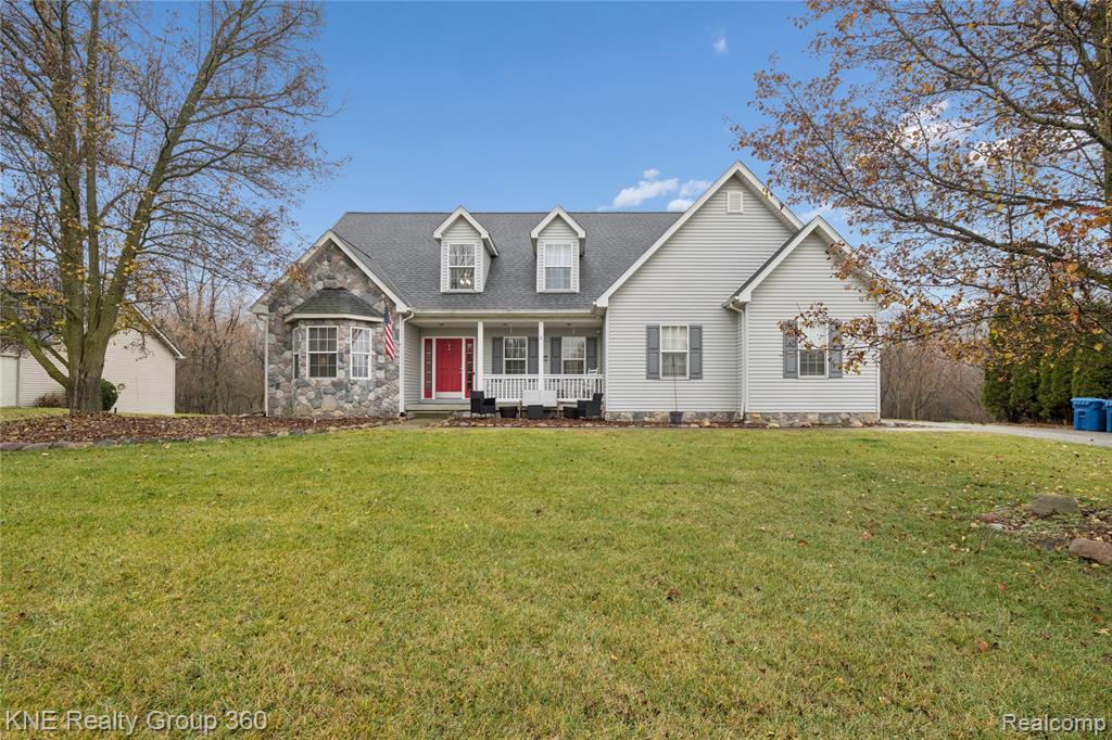 15082 Meadow Lane, Linden, MI 48451 — front exterior
