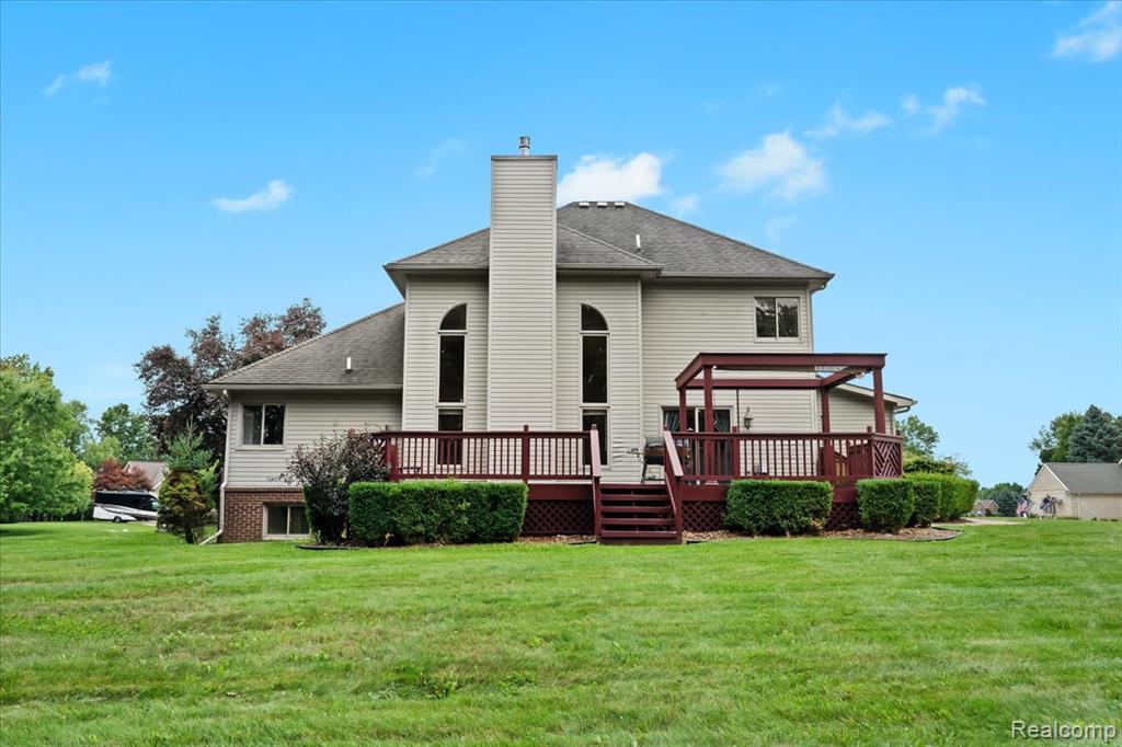 8477 Mist Field Court, Howell, MI 48843 — Photo 33