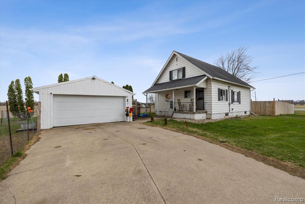 12045 Lincoln Road, Burt, MI 48417 — Photo 17