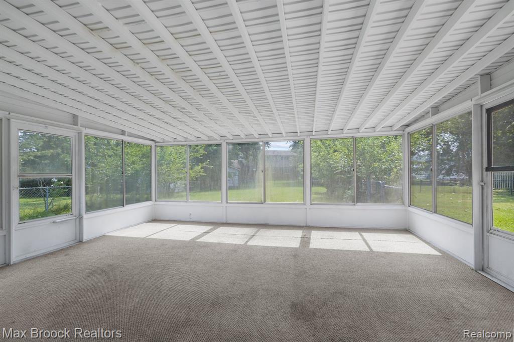 5718 Marble Drive, Troy, MI 48085 — Photo 20