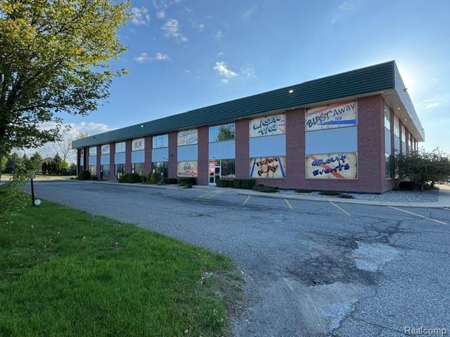 1800 N Burkhart Road - Photo 2