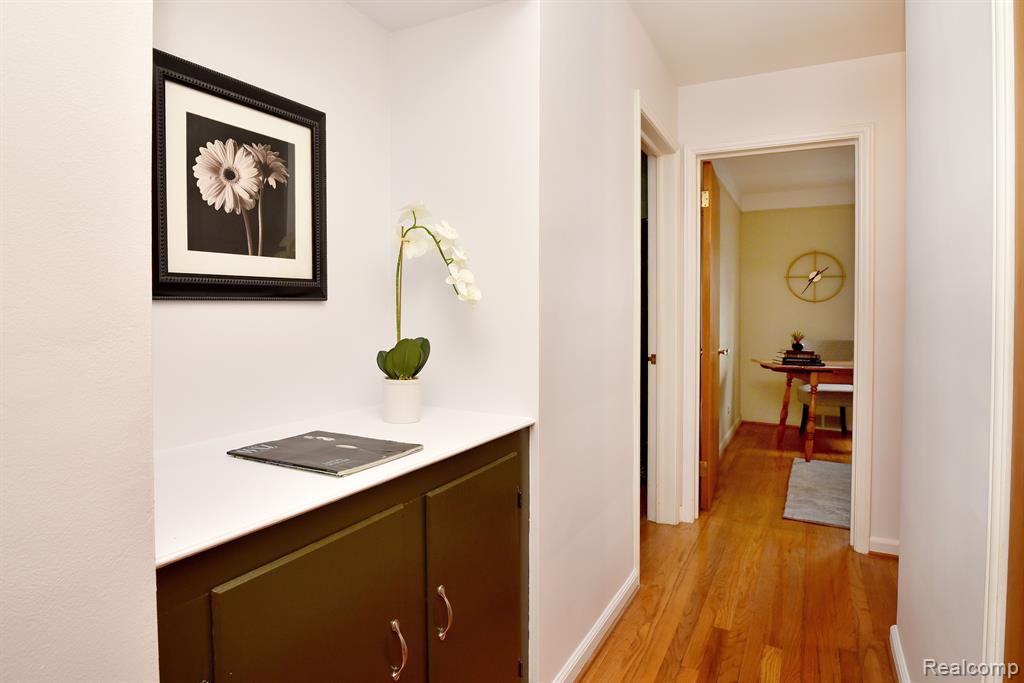 4126 N FULTON Place, Royal Oak, MI 48073 — Photo 10