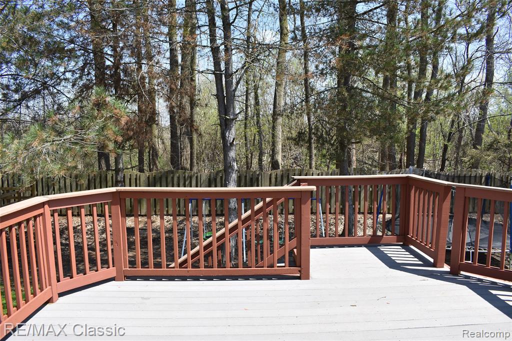 201 Columbia Drive, South Lyon, MI 48178 — Photo 20