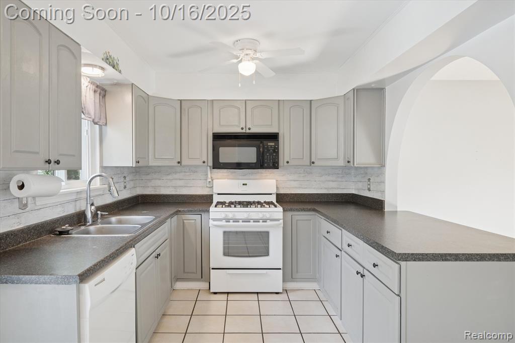 1815 Heatherridge Street, Ypsilanti, MI 48198 — Photo 13