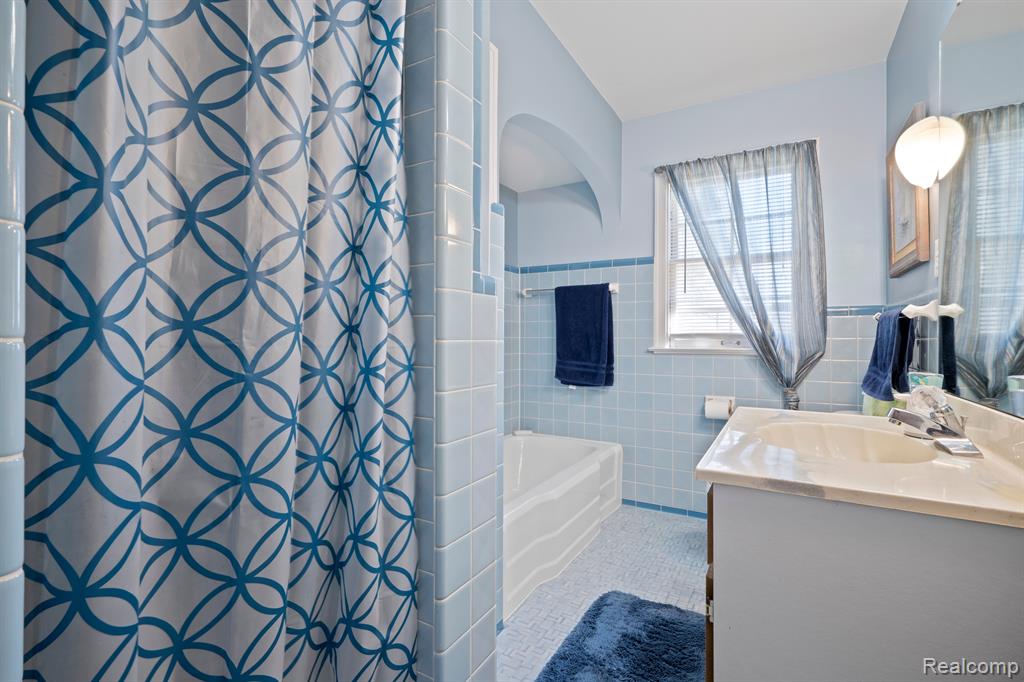 51150 NORTH Avenue, Macomb, MI 48042 — Photo 17