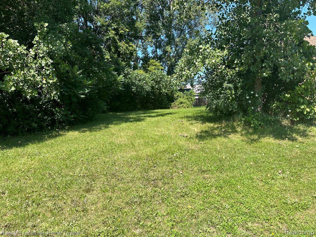 808 5TH Street, Marysville, MI 48040 — front exterior