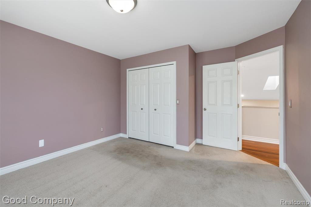 5893 CHRISTINA Drive, West Bloomfield, MI 48324 — Photo 37