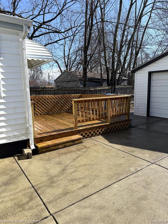 8428 CHAPP Avenue, Warren, MI 48089 — Photo 5