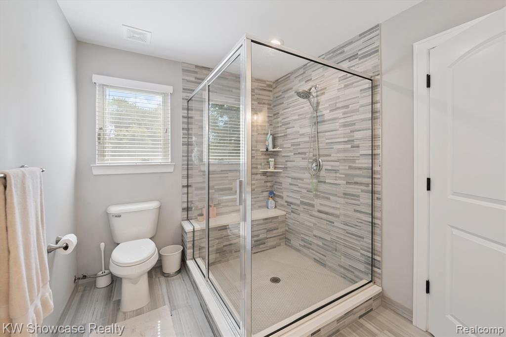 4067 Cameron Court, Wixom, MI 48381 — Photo 23