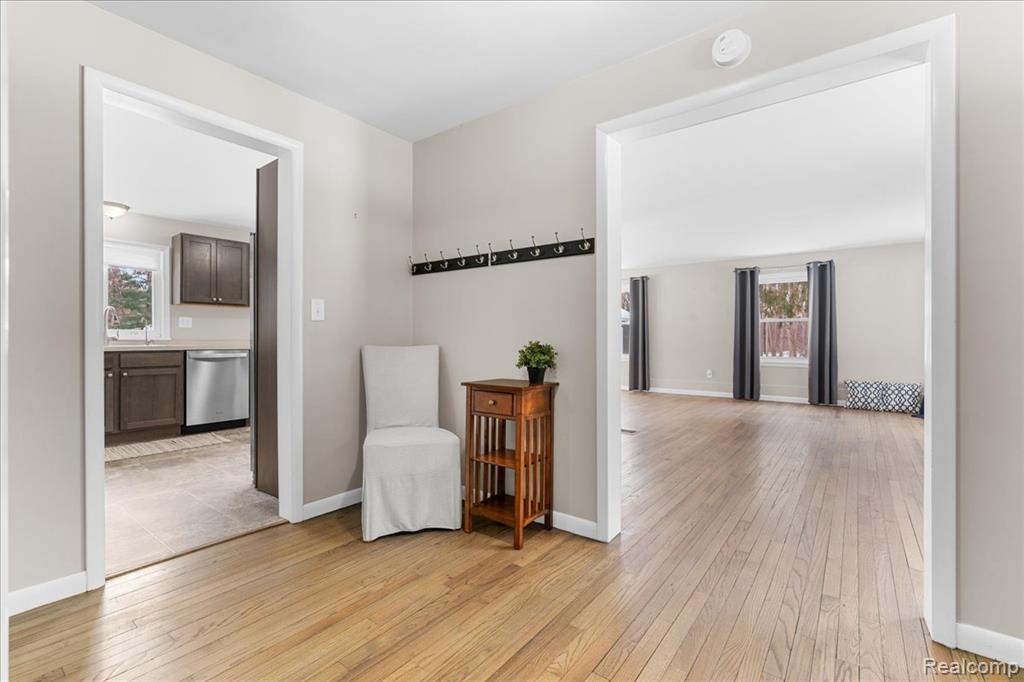4666 Brighton Road, Brighton, MI 48116 — Photo 17