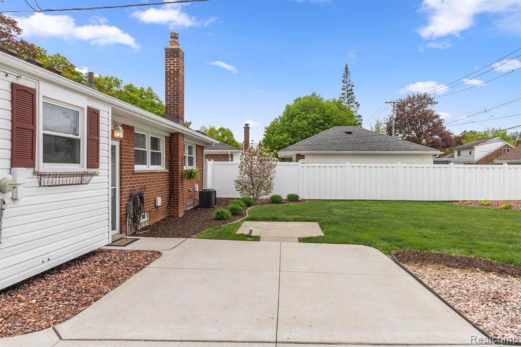 9280 REECK Road, Allen Park, MI 48101 — Photo 44