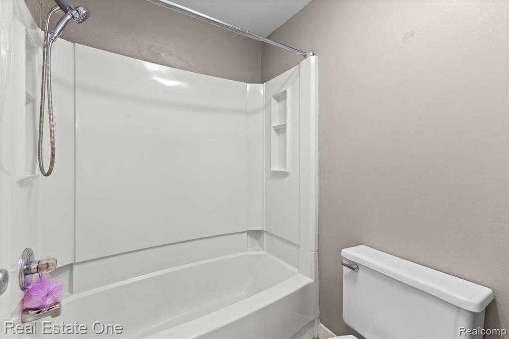19848 Irongate Court, Northville, MI 48167 — Photo 16