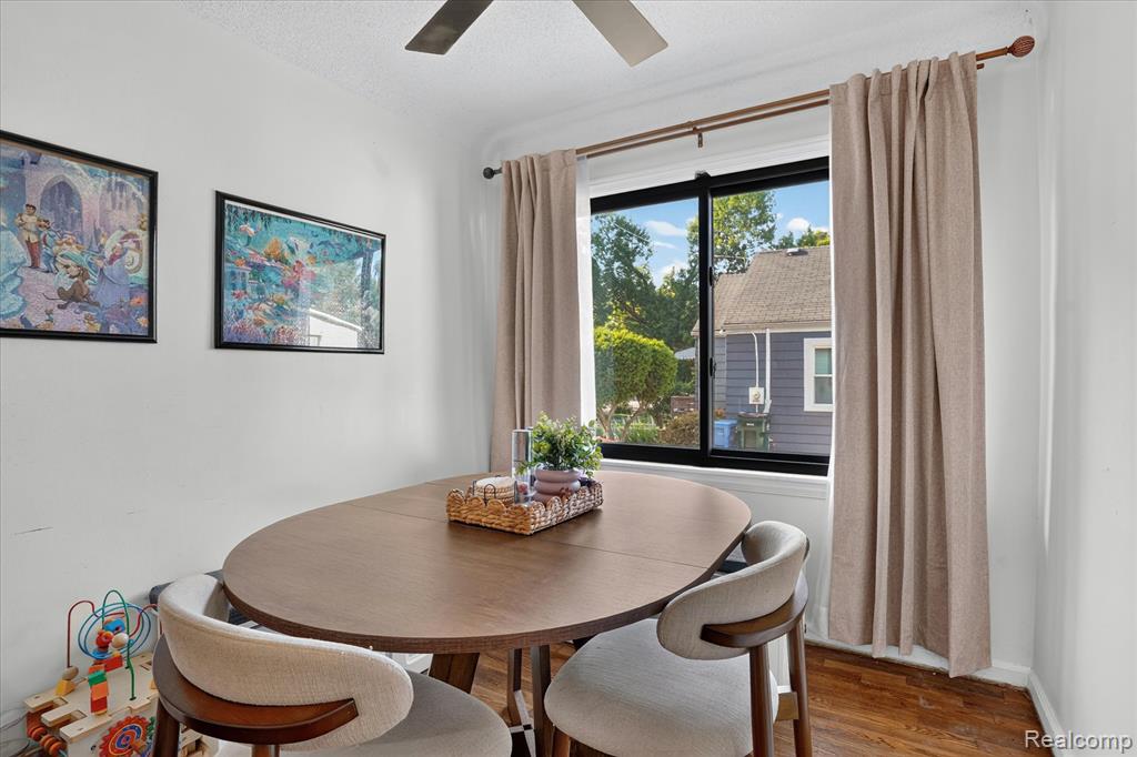 422 N Francis Avenue, Lansing, MI 48912 — Photo 10