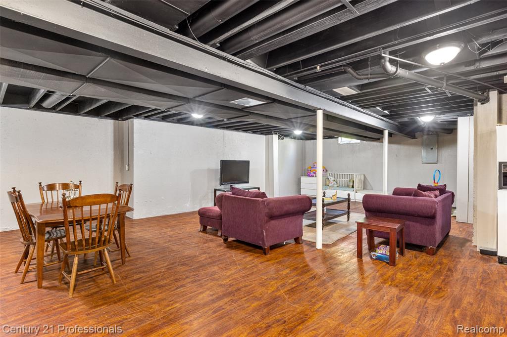 4136 Oakland Ridge Drive, Lake Orion, MI — Photo 48