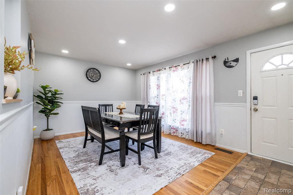 39856 Parklawn Drive, Sterling Heights, MI 48313 — Photo 7