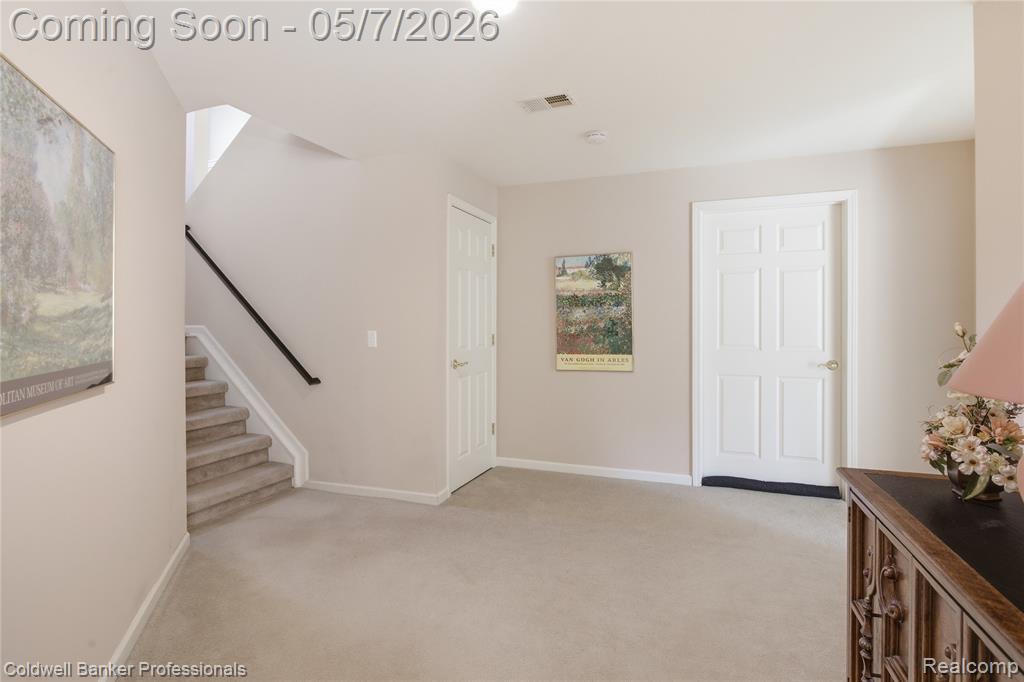 7520 Mistwood Drive, White Lake, MI 48383 — Photo 45