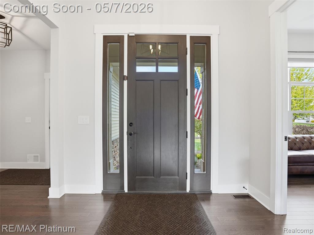 16413 Carrie Lane, Fenton, MI 48430 — Photo 7