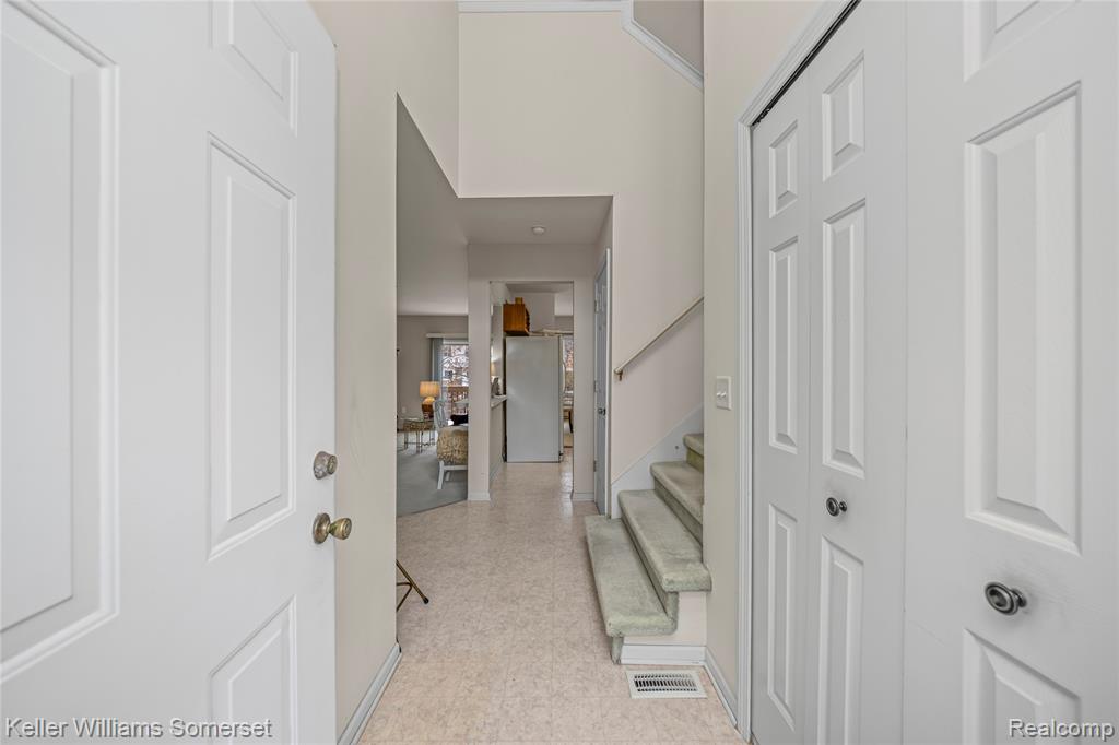 882 Natures Cove Court, Wixom, MI 48393 — Photo 4