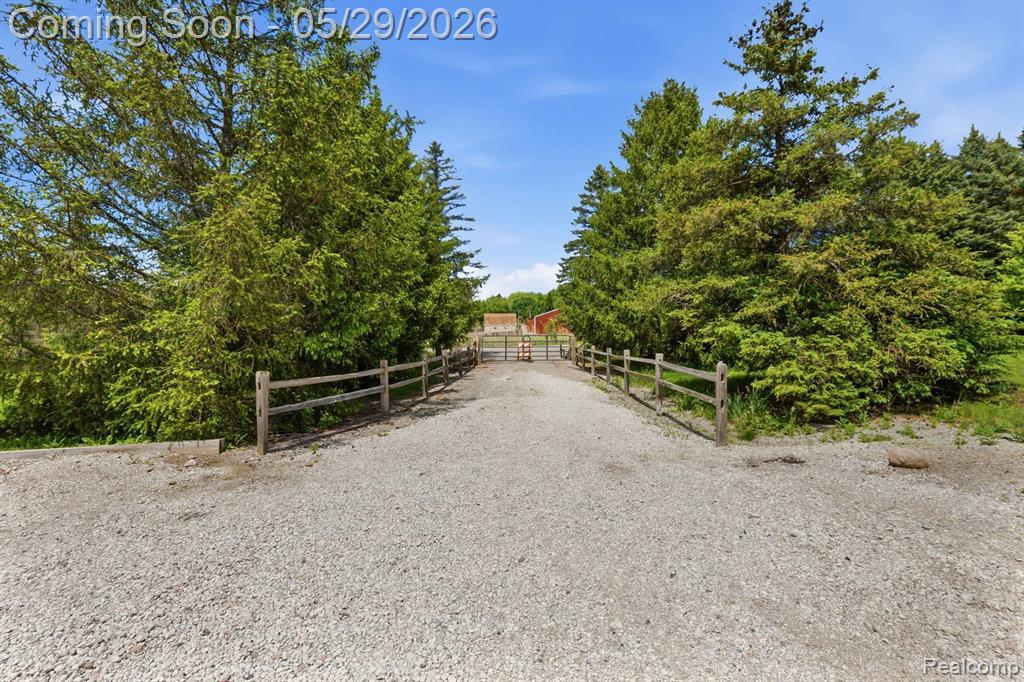 70919 Coon Creek Road, Armada, MI — Photo 37