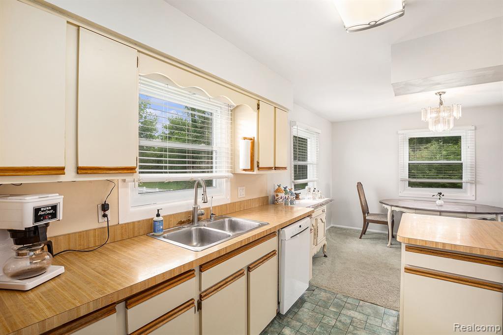 11508 Grand Blanc Road, Gaines Vlg, MI 48436 — Photo 14