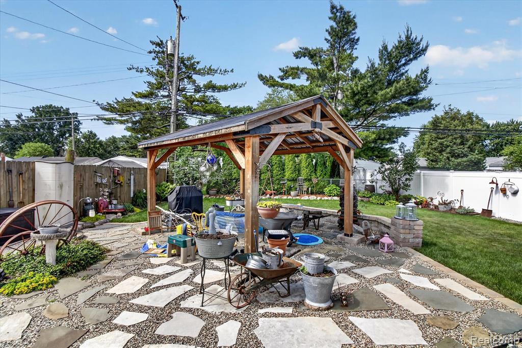 24220 Harrison Street, Clinton Twp, MI 48035 — Photo 50