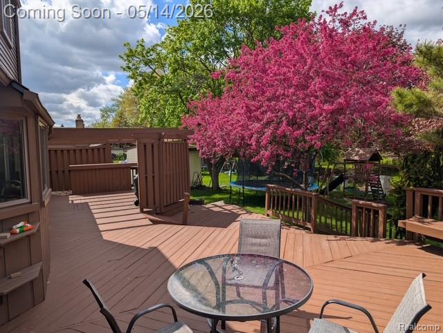 45440 Holmes Drive, Canton, MI 48187 — Photo 27