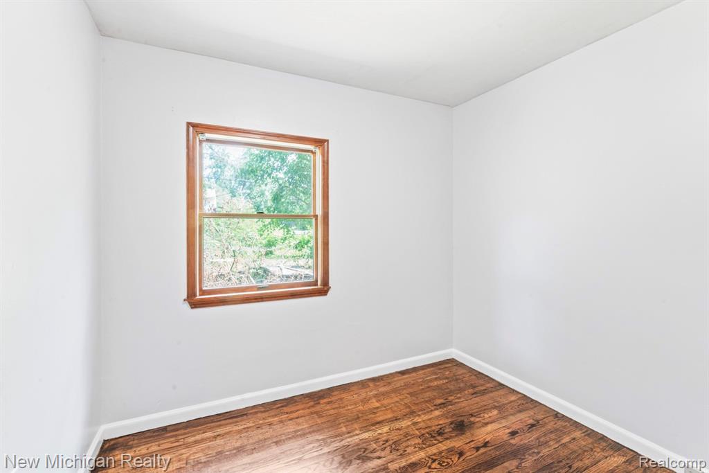 6110 Hackett, Waterford, MI 48327 — Photo 19