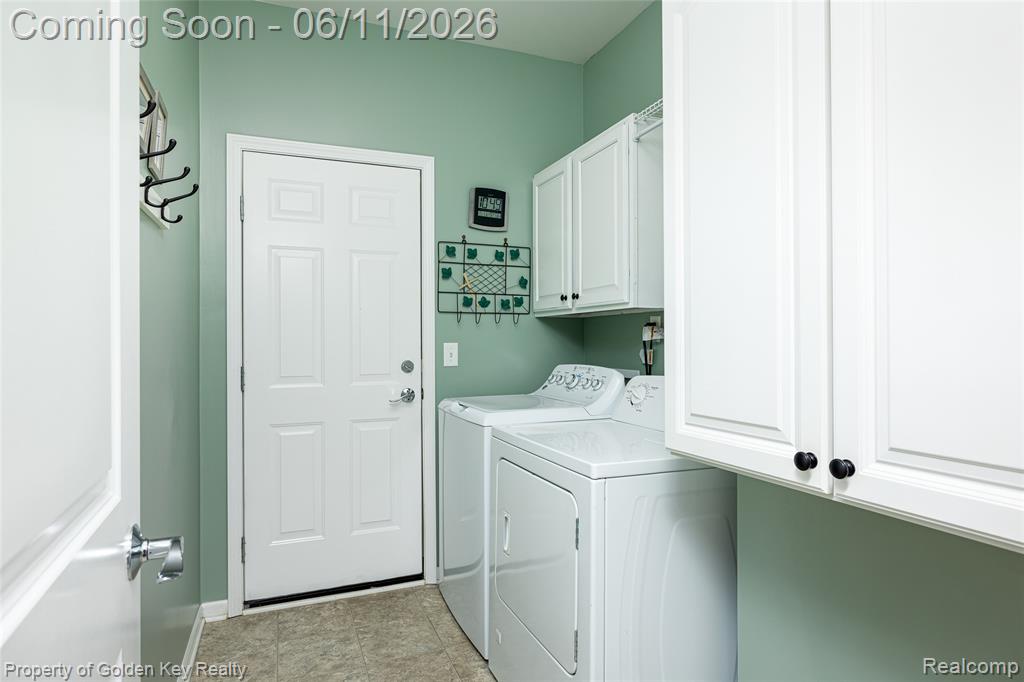 8238 Carston Lane, Brighton, MI 48116 — Photo 20